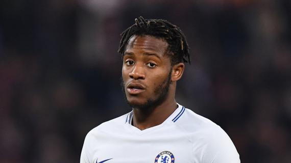 Il Galatasaray cede Batshuayi: l'ex Chelsea torna in Germania e firma con l'Eintracht 