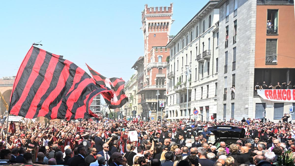 Milan, nota dopo il funerale di Baresi: "A nome della famiglia, grazie a chi gli ha reso omaggio"