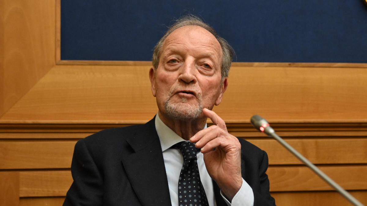 Ulivieri: "Autosospensione di Rocchi scelta non dovuta ma opportuna"