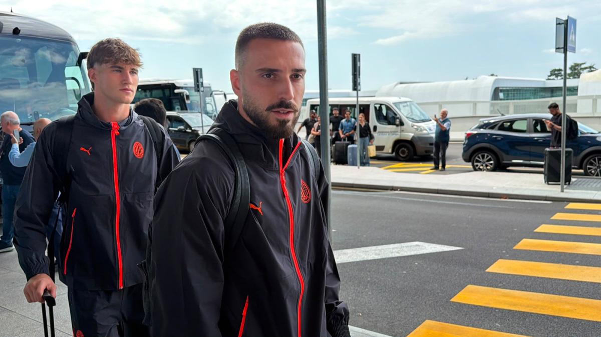 Milan, squadra in partenza per l'Australia: c'è anche il nuovo acquisto Mario Gila