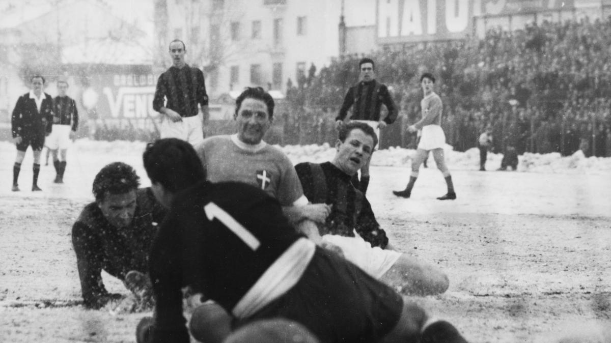Lutto nel mondo del calcio: è morto Lorenzo Buffon, grande portiere del Milan anni '50