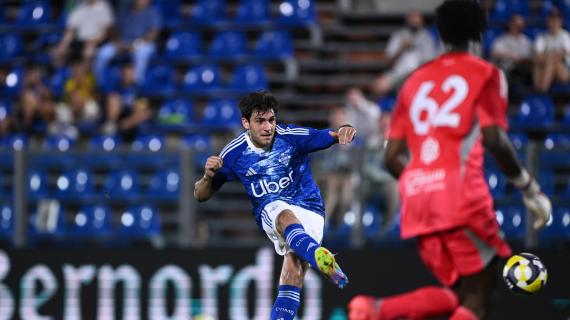 Questo Como fa paura: 3-1 all'Al-Ahli e finale del torneo acquisita. Azon ancora in gol