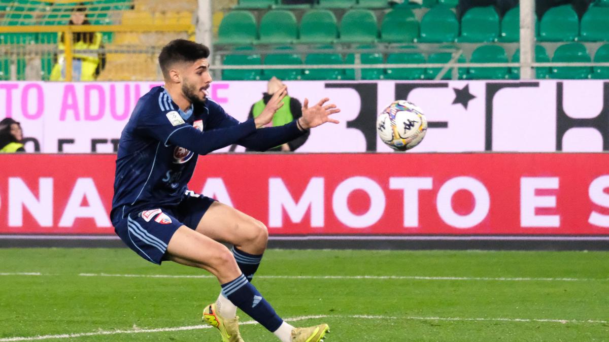 Palermo, offerta per Marras del Mantova. Con i bonus può arrivare a 3,5 milioni