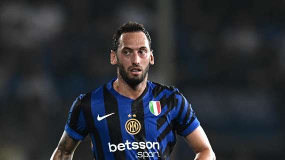 Calhanoglu: "Sono uno che parla poco, ma non ho mai pensato di andare via dall'Inter"