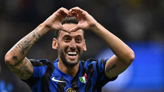 L'Inter torna al successo: 2-0 al Lecce con Darmian e Calhanoglu. Gli highlights