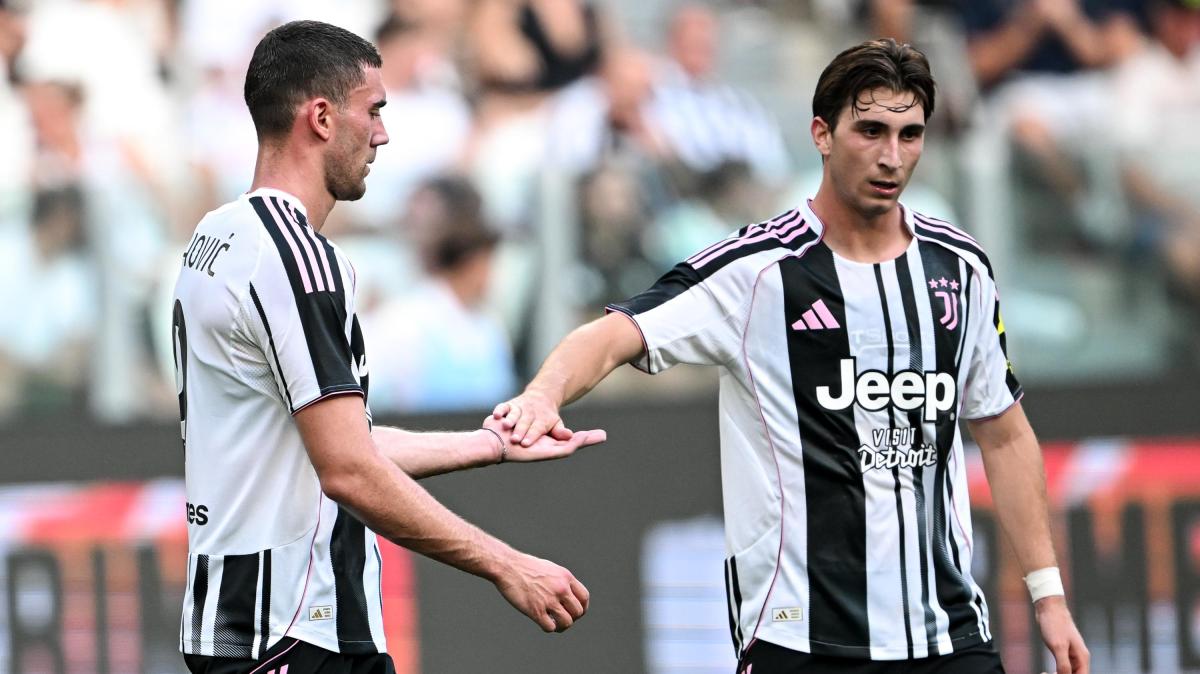 Immagine news primo piano TUTTO mercato WEB: notizie di calcio e calciomercato
