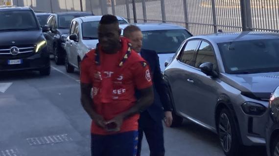 Balotelli parla da giocatore del Genoa: "Darò tutto me stesso, spero di essere pronto presto"