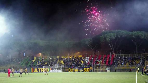 Gioia al Menti per la promozione in B della Juve Stabia. Il video dei festeggiamenti