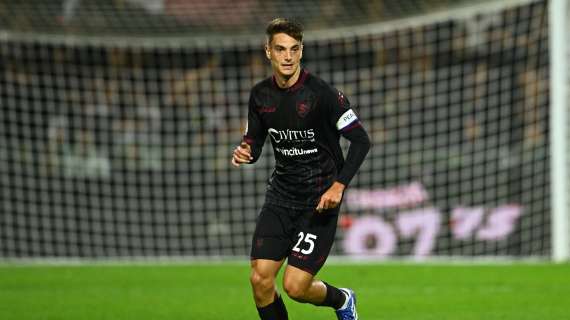 Maggiore porta in vantaggio la Salernitana. Juve che non tira mai in porta, 1-0 al 45'