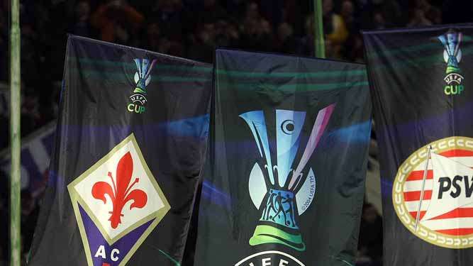 Eredivisie, il PSV impatta sul campo del Twente. Vincono AZ Alkmaar e Feyenoord