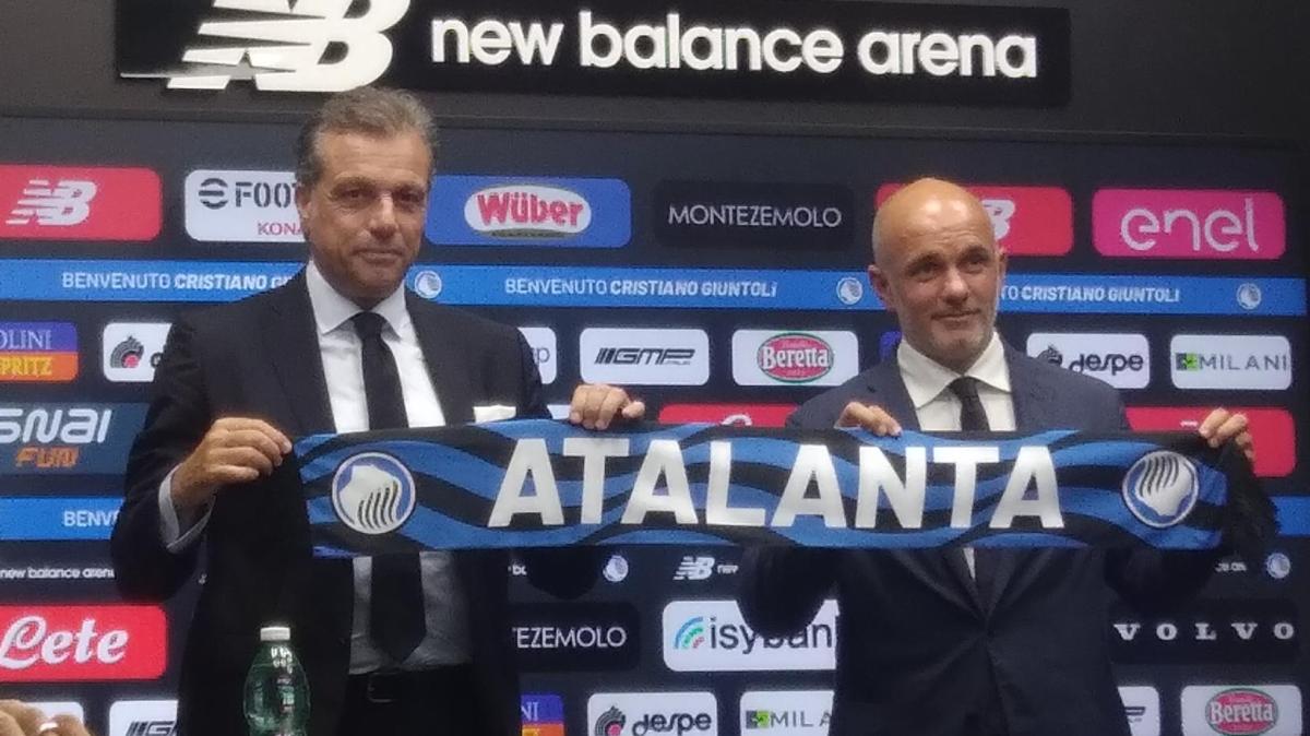 Atalanta, Percassi su Giuntoli: "In un mese e mezzo ha stravolto tante cose. Massima fiducia"