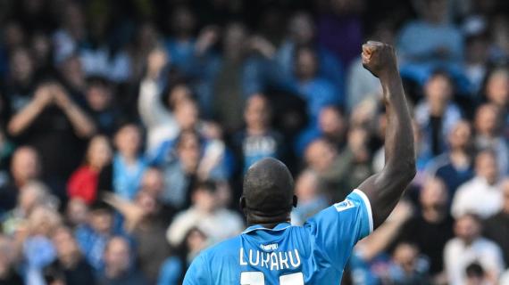 Lukaku capitalizza la superiorità del Napoli sulla Fiorentina: 1-0 all'intervallo