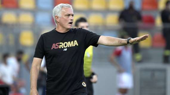 Roma a punteggio pieno in Serie A. Mourinho: "Ma non siamo perfetti, c'è molto da lavorare"
