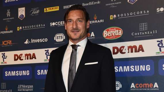 Roma, Totti fa carriera: sarà il nuovo direttore tecnico