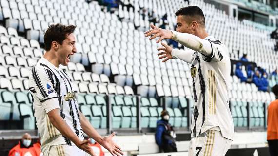 Chiesa ispira, Ronaldo decide (per ora): Juve-Napoli 1-0 all'intervallo. Mancano due rigori