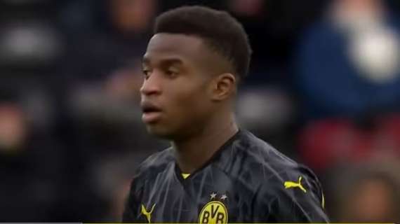 Dortmund ha un campione tra le mani. È Moukoko, 15 anni, 9 gol in 3 partite con l'Under 19