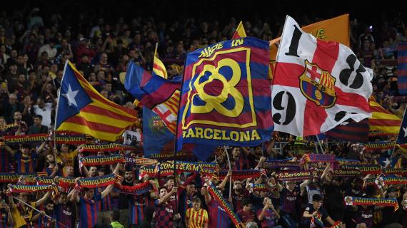 Razzismo e saluti nazisti, due tifosi del Barcellona arrestati ieri a Parigi