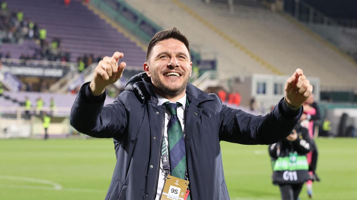 Real Betis, caso Deossa: giocatore sospeso per una relazione con la figlia di Joaquin