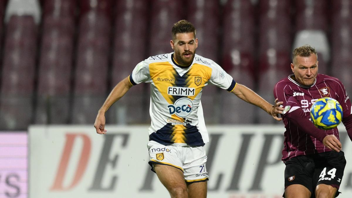 Vicenza, proposto lo scambio Della Morte-Candellone: no secco della Juve Stabia