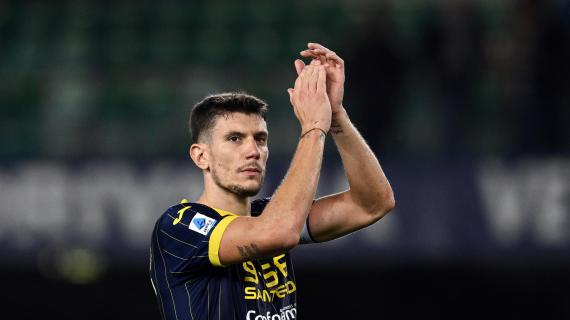 L'Hellas Verona si riporta subito avanti con la Roma: Magnani-gol su calcio d'angolo