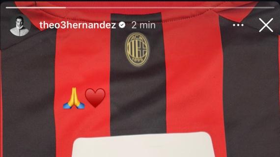 Theo Hernandez lo supera e Maldini gli fa una dedica: "Mio degno erede, ti voglio bene!"