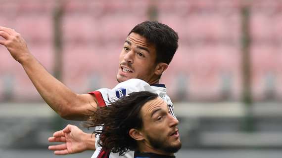Cagliari, Carboni esulta dopo il successo sul Parma: "Mai mollare. Ora testa a mercoledì"