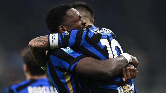 Thuram e Lautaro fanno sognare l'Inter, il Corriere della Sera titola: "Coppie d'assi"