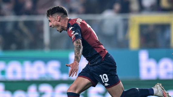 Ritmi infernali, tante occasioni ma segna solo Pinamonti: Genoa avanti 1-0 sulla Samp al 45'