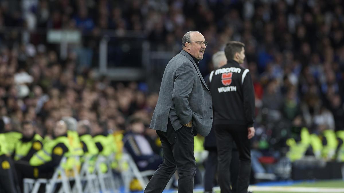 Rafa Benitez al Panathinaikos? I greci smentiscono: per ora niente ritorno in panchina
