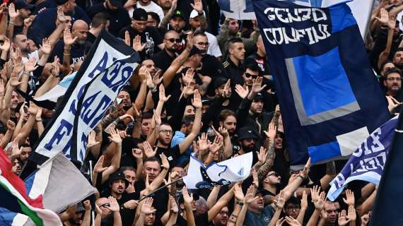 TMW - Napoli-Milan, i tifosi azzurri protestano contro De Laurentiis: il motivo e le immagini