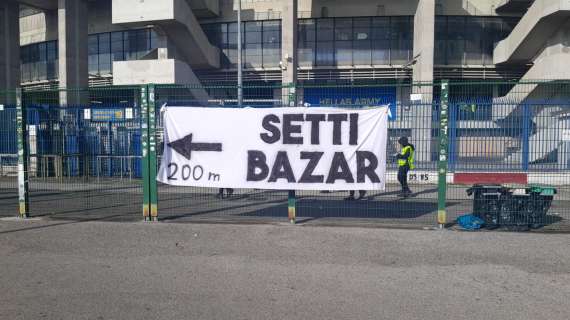Verona, protesta goliardica dei tifosi contro il "bazar Setti"