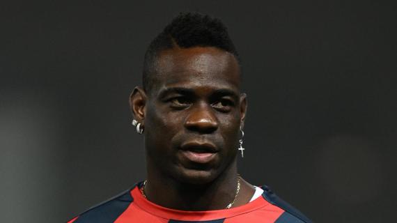 Balotelli: "Kean è italiano, nero e il mio fratellino! Razzisti siete rimasti da soli"