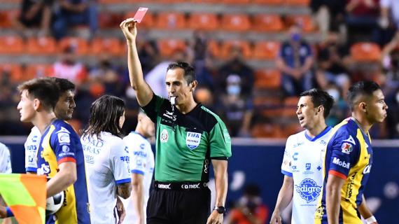 Colpisce l'arbitro con una testata, Daspo di 5 anni al calciatore. Succede in provincia di Padova