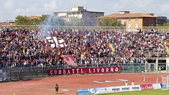 Il Livorno passa in Coppa... ah no. Gioca con uno squalificato: rimborso biglietti ai tifosi