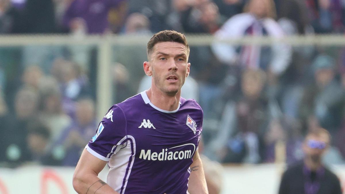 Fiorentina, i convocati di Grosso per il ritiro estivo: out Gosens e diversi esuberi. La lista