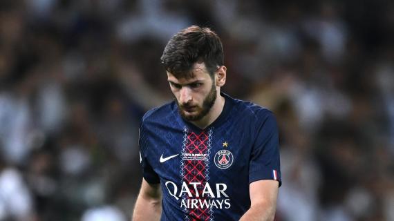 PSG, Kvara esce dal campo con una ferita al polpaccio: il georgiano a rischio per l'Atalanta?