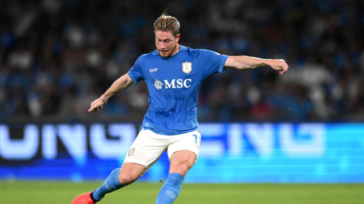 Napoli, testa all'Arsenal: De Bruyne verso una maglia da titolare. Beukema spendibile