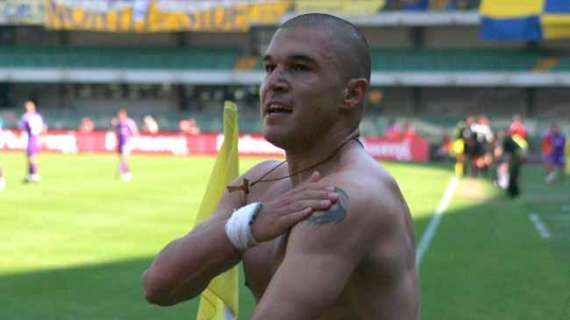 Vlahovic come Bojinov: "Io ho dovuto coprire un tatuaggio... Da tifoso viola lo applaudirei"