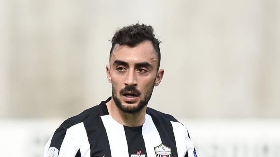 TMW - Bianchi fa gola in C: il centrocampista del Novara piace su tutte al Monopoli