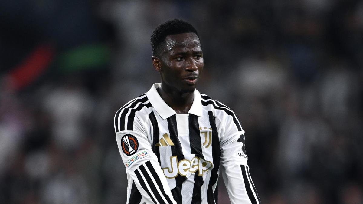Juventus, Sarr: "Sto iniziando a imparare l'italiano e Vicario mi dà un sacco di consigli"