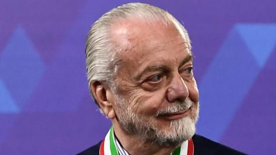 VIDEO - Lo show di De Laurentiis in Lega dopo l'assegnazioni dei diritti tv: le immagini