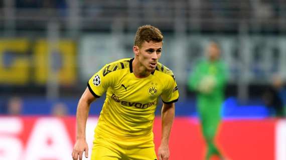 Borussia Dortmund, Hazard scherza su Haaland: "Segna troppo, deve fare più assist"