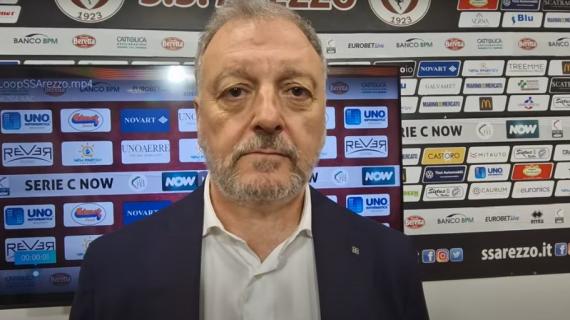 Pres. Arezzo: "In campo una marea di teste di cazzo. Squadra in ritiro a tempo indeterminato"