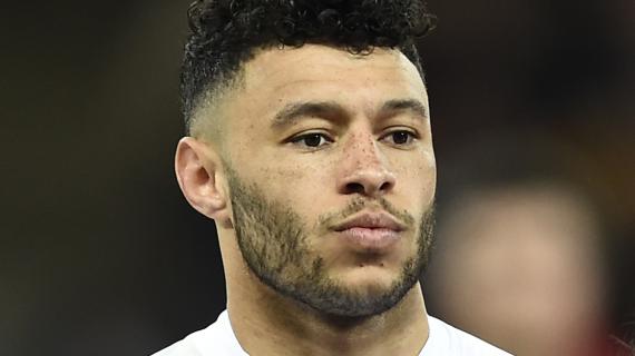 Oxlade Chamberlain lascia la Turchia e torna in Inghilterra? Sheffield interessato