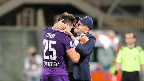 Il Lecce si fa male da solo, la Fiorentina ringrazia: al Via del Mare è 0-3 all'intervallo