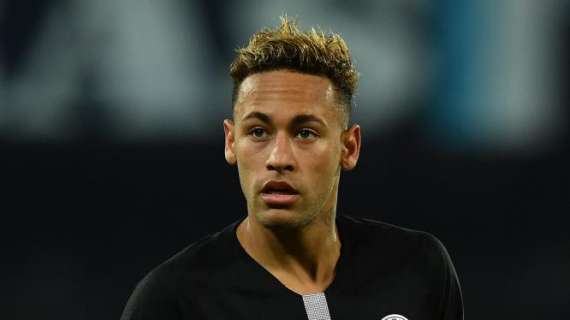 Mundo Deportivo - Neymar in prima pagina con la maglia della Juve