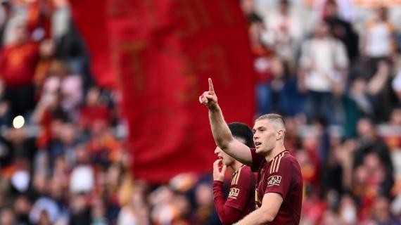 La Roma chiude un girone da imbattuta. E l'1-0 alla Fiorentina tiene vivo l'obiettivo 4° posto