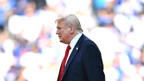 Caos al MetLife Stadium: Trump blocca l’accesso allo stadio, gli arbitri restano fuori