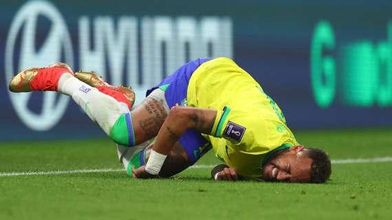 Neymar in ansia per il problema alla caviglia. "Avere fede" è il messaggio del brasiliano su IG