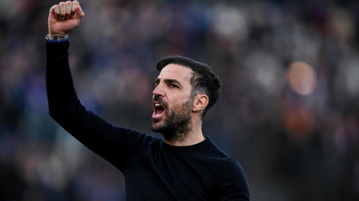 Como favorito per il quarto posto. Il Corriere dello Sport in apertura: "Juve e Roma fuori"